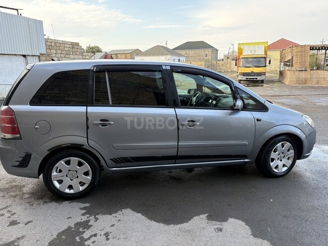 Opel Zafira 2006, 420,000 km - 1.9 л - Bakı