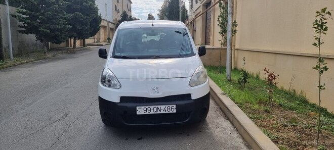 Peugeot  2013, 310,000 km - 1.6 l - Bakı