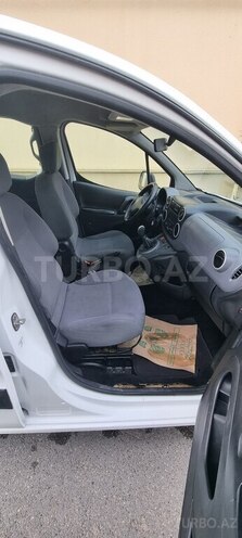 Peugeot  2013, 310,000 km - 1.6 l - Bakı