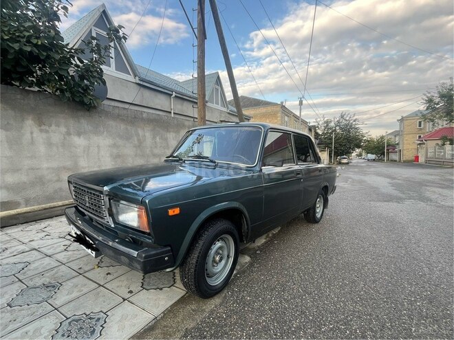 LADA (VAZ) 2107 2010, 65,500 km - 1.6 l - Quba