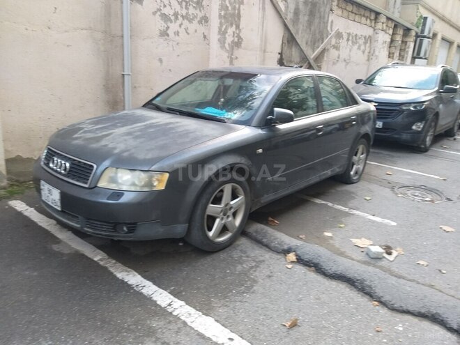 Audi A4 2003, 316,896 km - 1.8 l - Xırdalan