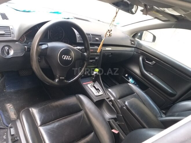 Audi A4 2003, 316,896 km - 1.8 l - Xırdalan