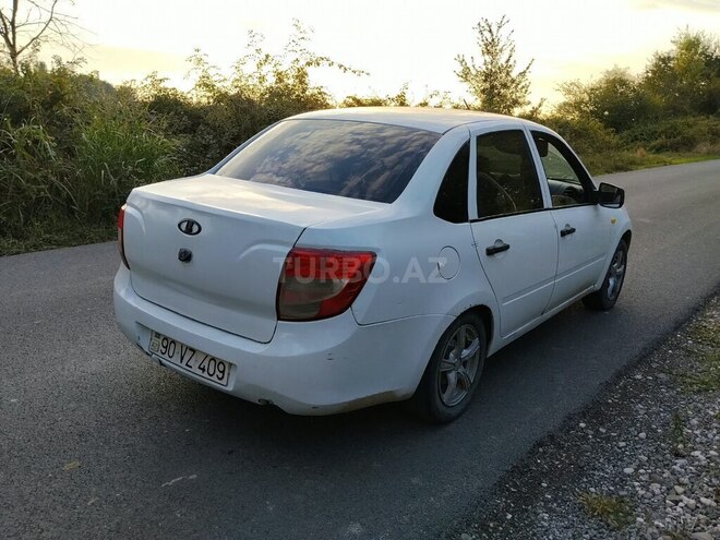 LADA (VAZ) Granta 2013, 255,000 km - 1.6 l - Xudat