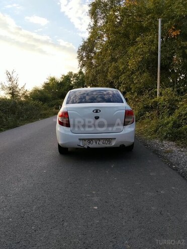 LADA (VAZ) Granta 2013, 255,000 km - 1.6 l - Xudat