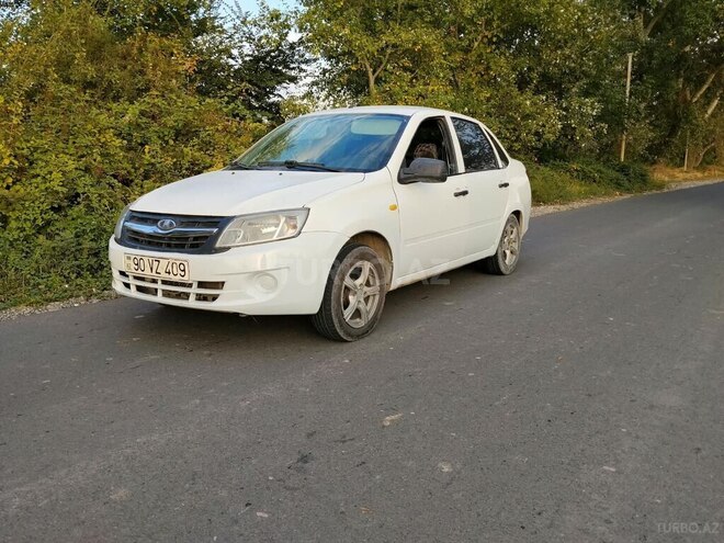 LADA (VAZ) Granta 2013, 255,000 km - 1.6 l - Xudat