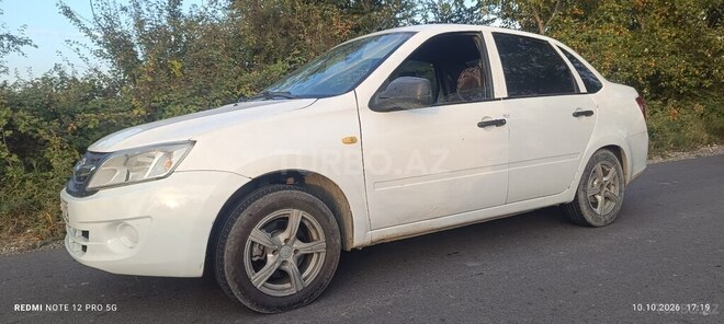 LADA (VAZ) Granta 2013, 255,000 km - 1.6 l - Xudat