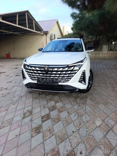 Changan  2025, 18,450 km - 1.5 л - Bakı