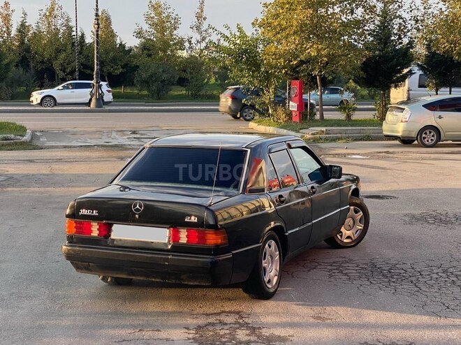 Mercedes 190 1992, 250,741 km - 2.0 l - Sumqayıt