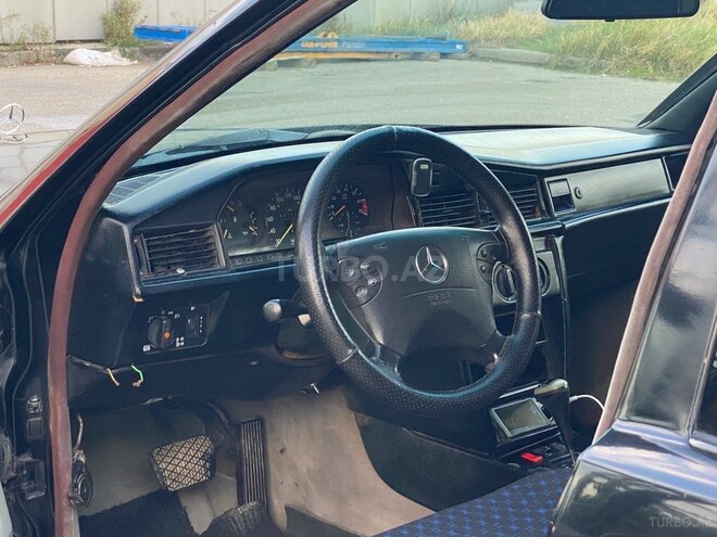 Mercedes 190 1992, 250,741 km - 2.0 l - Sumqayıt