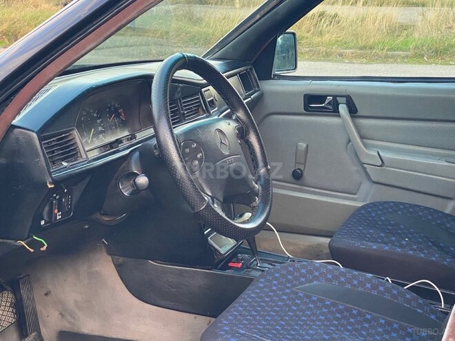 Mercedes 190 1992, 250,741 km - 2.0 l - Sumqayıt