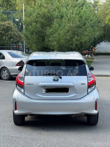Toyota Aqua 2019, 184,578 km - 1.5 l - Bakı