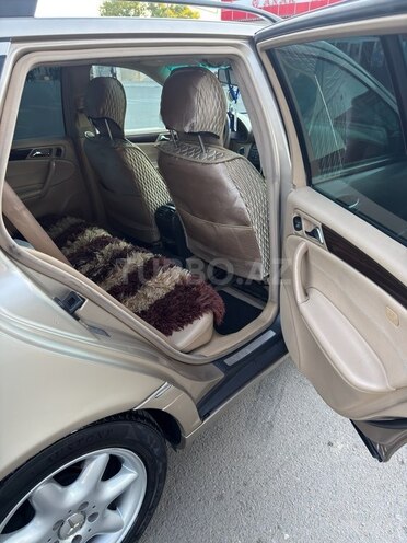 Mercedes C 240 2002, 560,486 km - 2.6 l - Qazax