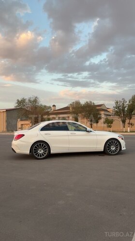 Mercedes C 300 2019, 97,000 km - 2.0 л - Naxçıvan