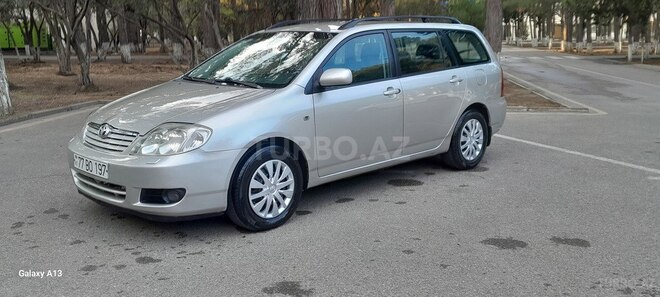 Toyota Corolla 2005, 352,222 km - 1.4 l - Sumqayıt