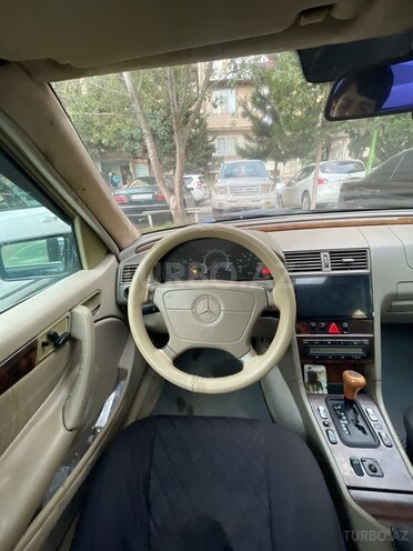 Mercedes C 240 1999, 154,510 km - 2.4 l - Bakı