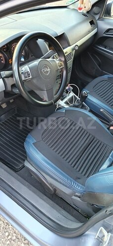 Opel Astra 2009, 254,944 km - 1.4 л - Qazax