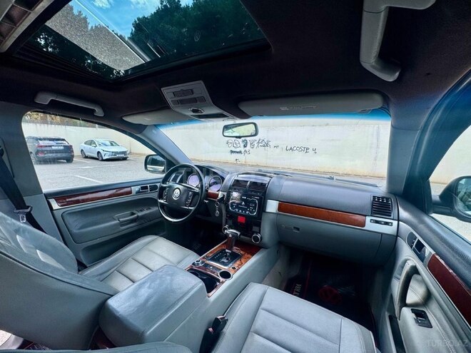Volkswagen Touareg 2006, 278,513 km - 3.2 л - Bakı