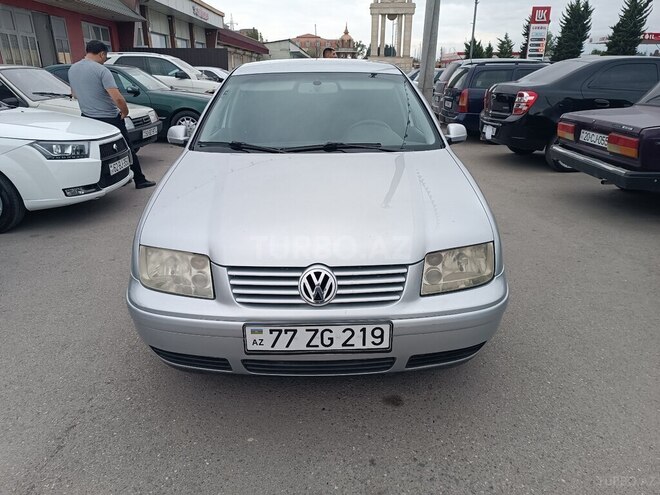 Volkswagen Bora 2001, 220,000 km - 2.0 l - Bakı