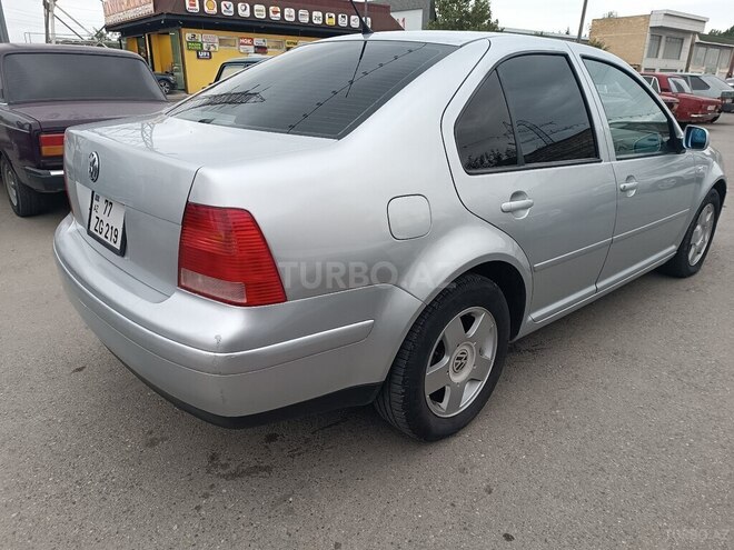 Volkswagen Bora 2001, 220,000 km - 2.0 l - Bakı