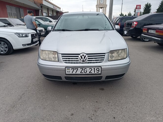 Volkswagen Bora 2001, 220,000 km - 2.0 l - Bakı