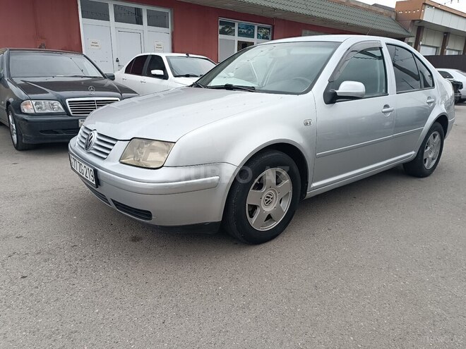 Volkswagen Bora 2001, 220,000 km - 2.0 l - Bakı