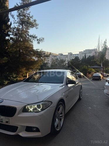 BMW 528 2012, 318,000 km - 2.0 l - Bakı