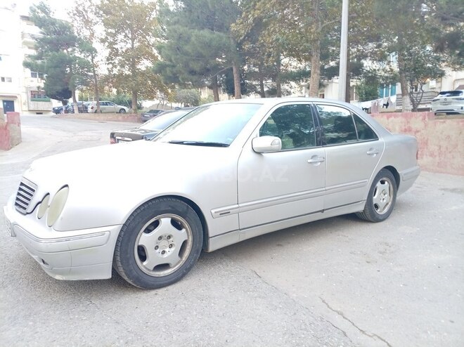 Mercedes E 220 2000, 347,896 km - 2.2 l - Bakı
