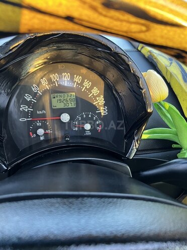 Volkswagen Beetle 2000, 192,698 km - 2.0 l - Şirvan