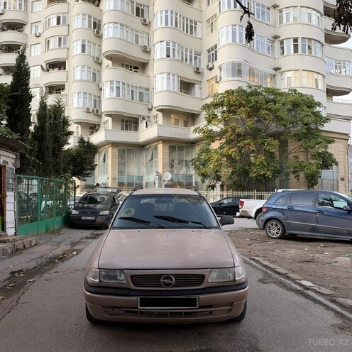 Opel Astra 1997, 328,901 km - 1.6 l - Bakı