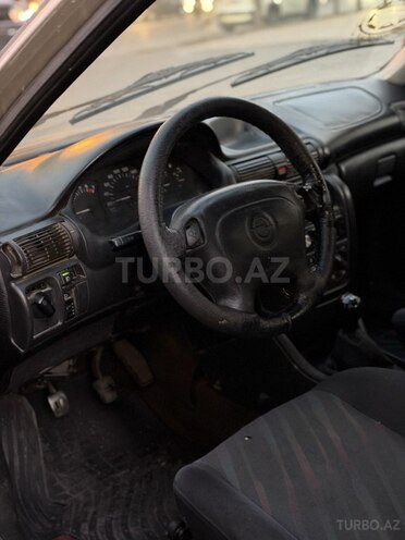 Opel Astra 1997, 328,901 km - 1.6 l - Bakı