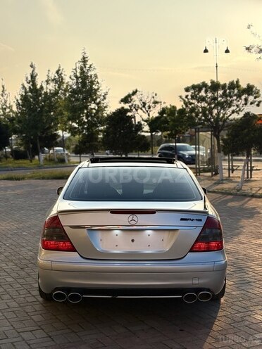 Mercedes E 320 2002, 352,000 km - 3.2 l - Sumqayıt