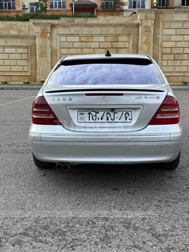 Mercedes C 240 2001, 320,000 km - 2.6 l - Bakı