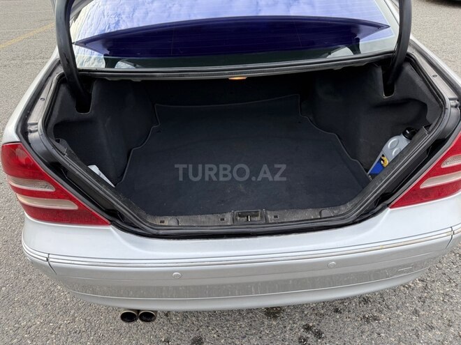Mercedes C 240 2001, 320,000 km - 2.6 l - Bakı