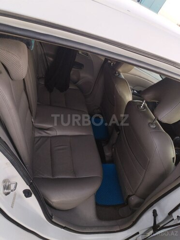 Honda Insight 2009, 200,000 km - 1.3 l - Şəki
