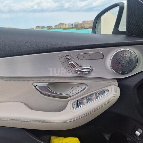 Mercedes C 300 2016, 205,100 km - 2.0 л - Bakı