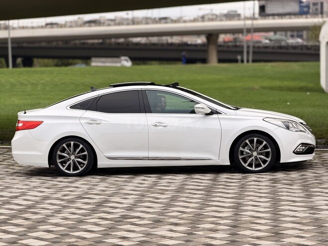 Hyundai Grandeur 2015, 173,400 km - 2.2 l - Bakı