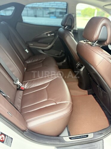 Hyundai Grandeur 2015, 173,400 km - 2.2 l - Bakı