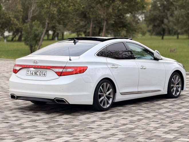 Hyundai Grandeur 2015, 173,400 km - 2.2 l - Bakı