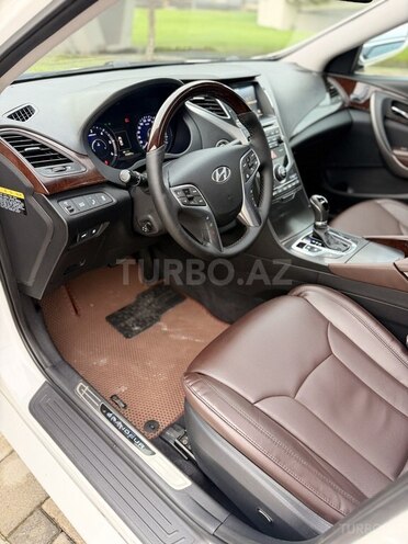 Hyundai Grandeur 2015, 173,400 km - 2.2 l - Bakı