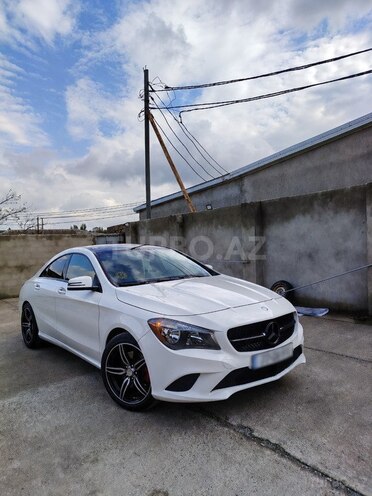 Mercedes CLA 250
