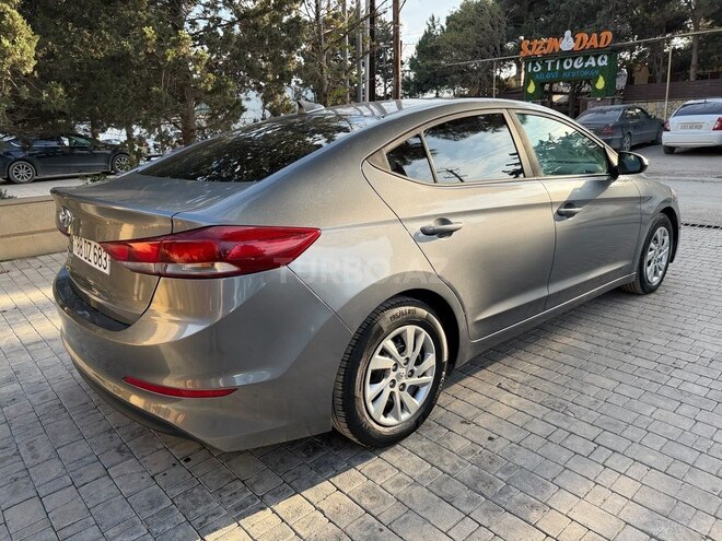 Hyundai Elantra 2017, 175,000 km - 2.0 л - Bakı