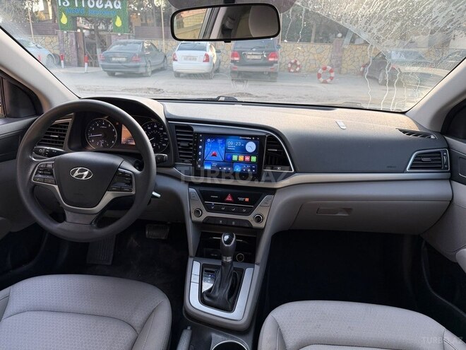 Hyundai Elantra 2017, 175,000 km - 2.0 л - Bakı