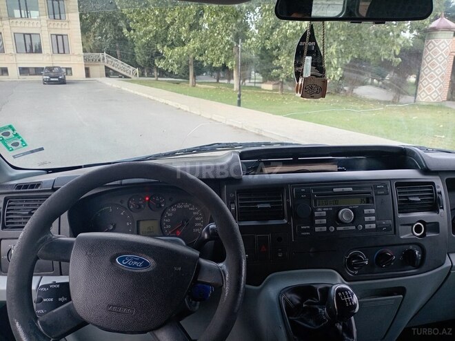Ford Transit 2007, 350,000 km - 2.4 l - Quba