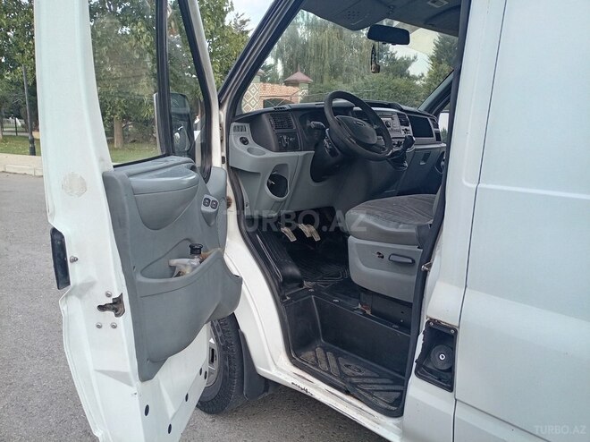Ford Transit 2007, 350,000 km - 2.4 l - Quba