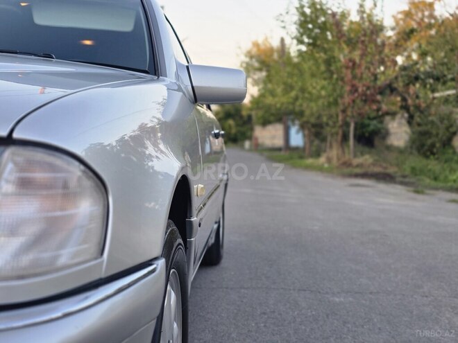 Mercedes C 200 1998, 420,000 km - 2.0 л - Göyçay