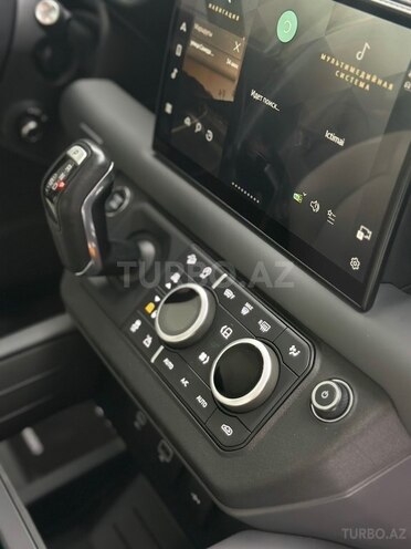 Land Rover Defender 2022, 91,350 km - 3.0 л - Bakı