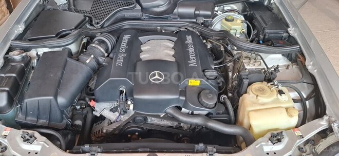 Mercedes E 240 2001, 280,000 km - 2.6 л - Ağcabədi