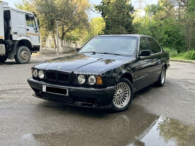 BMW 520 1990, 300,000 km - 2.0 l - Bakı