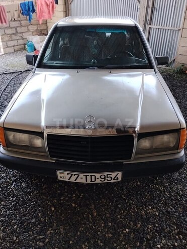 Mercedes 190 1990, 270,536 km - 2.0 л - Xaçmaz