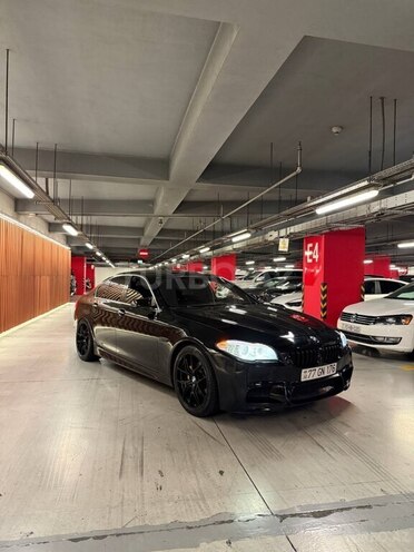 BMW 528 2013, 317,000 km - 2.0 l - Gəncə